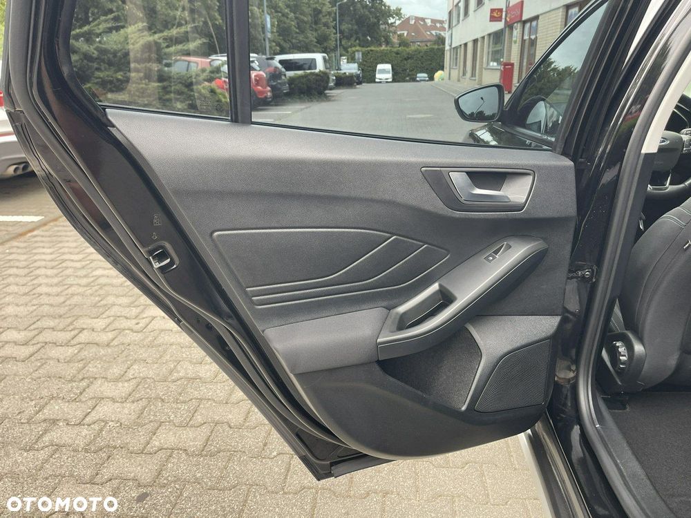 Ford Focus - 22
