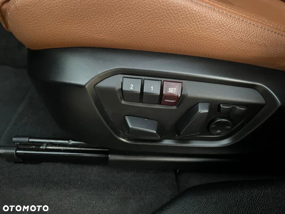 BMW X4 xDrive28i - 14