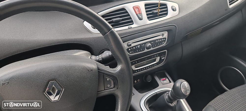 Renault Grand Scénic 1.5 dCi Dynamique S 7L - 4