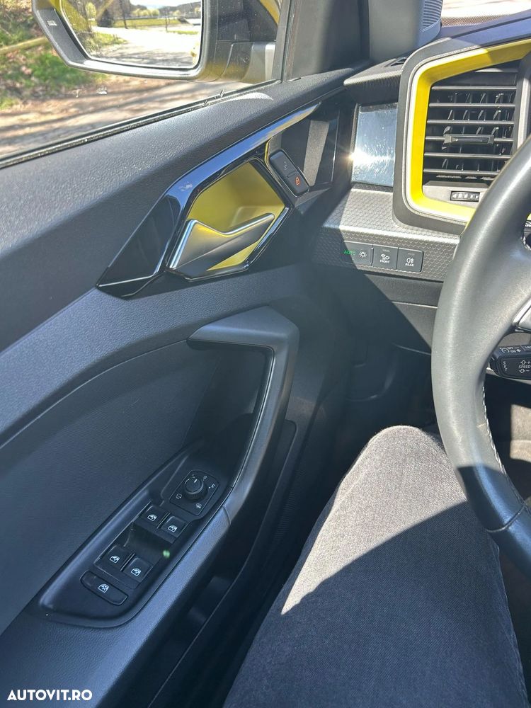 Audi A1 Sportback 25 TFSI S tronic S Line - 5