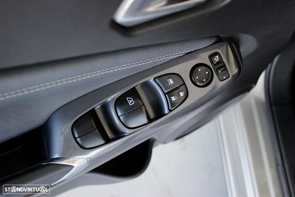 Nissan Juke 1.0 DIG-T N-Connecta NAV. - 12