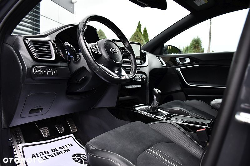 Kia Ceed 1.5 T-GDI OPF GT Line - 9