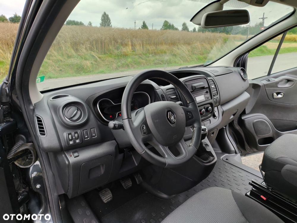 Renault Trafic - 21