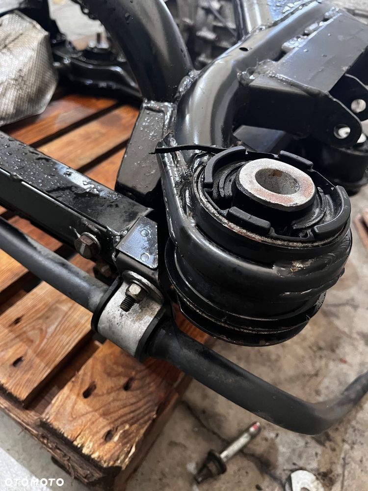 Sanki zawieszenia tylne Maserati Quatroporte V 4.2 2006r - 2