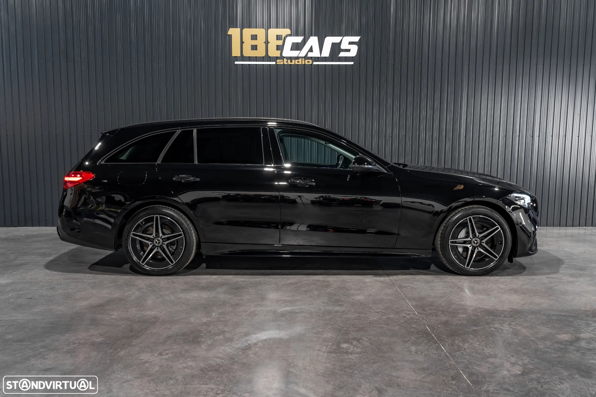 Mercedes-Benz C 300 e AMG Line - 4