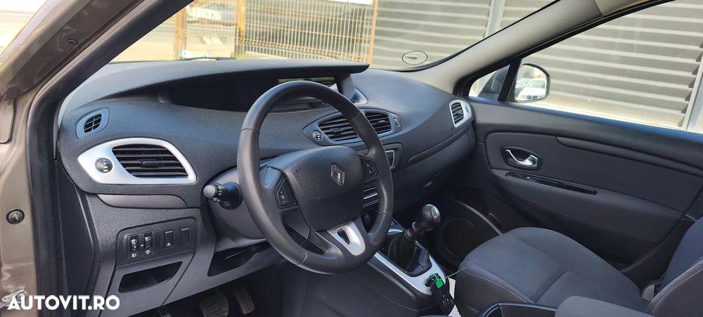 Renault Scenic TCe 130 Dynamique - 20