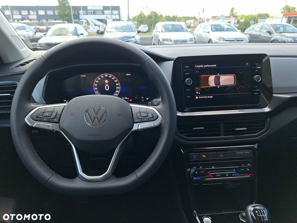 Volkswagen T-Cross - 13