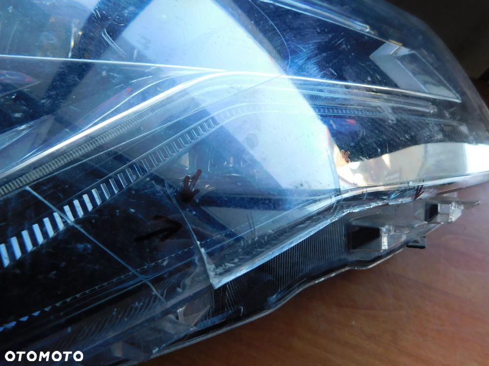 lampa prawa przód SEAT ATECA LED  EUROPA - 8