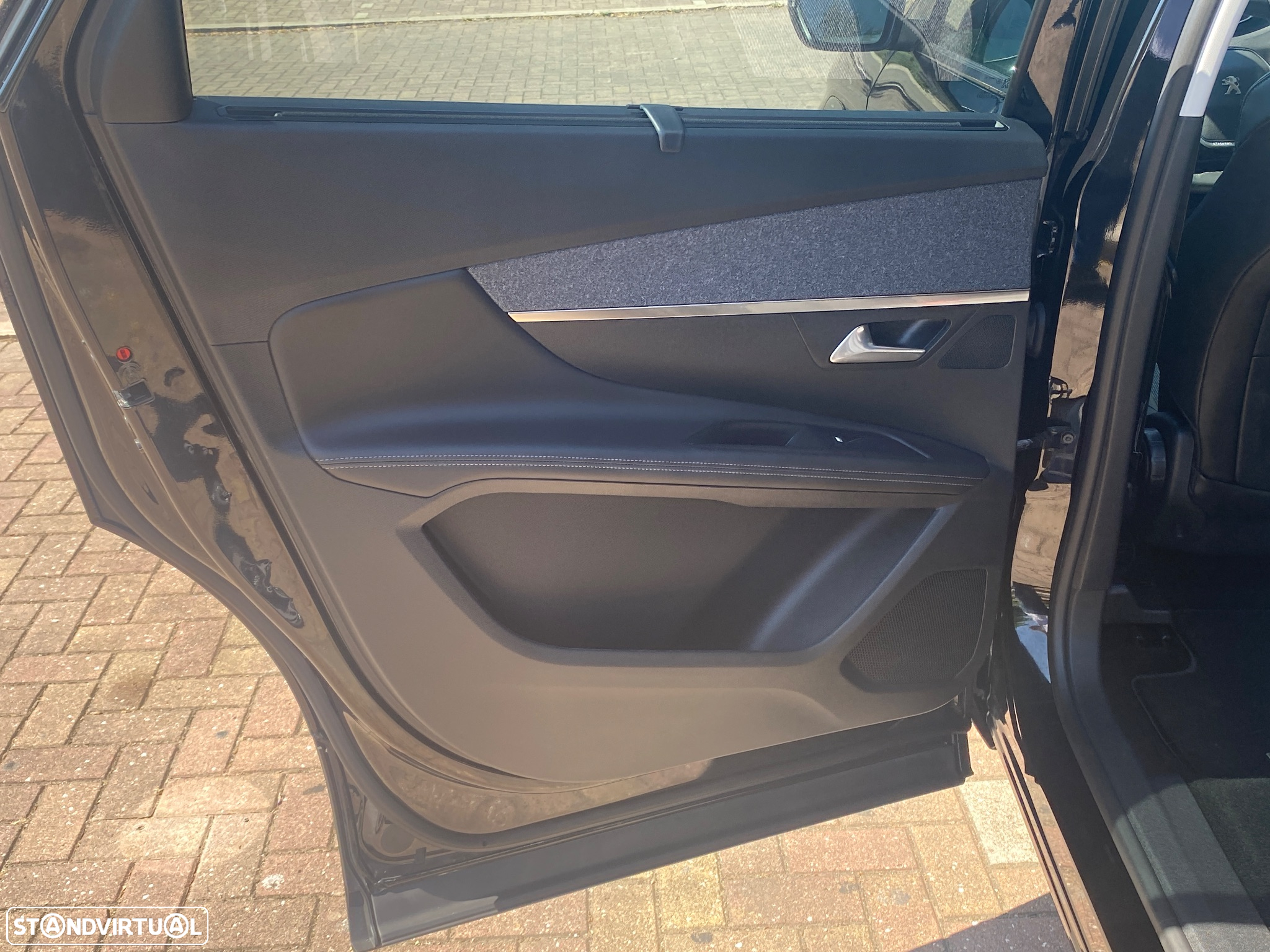 Peugeot 5008 1.5 BlueHDi Allure Pack - 11