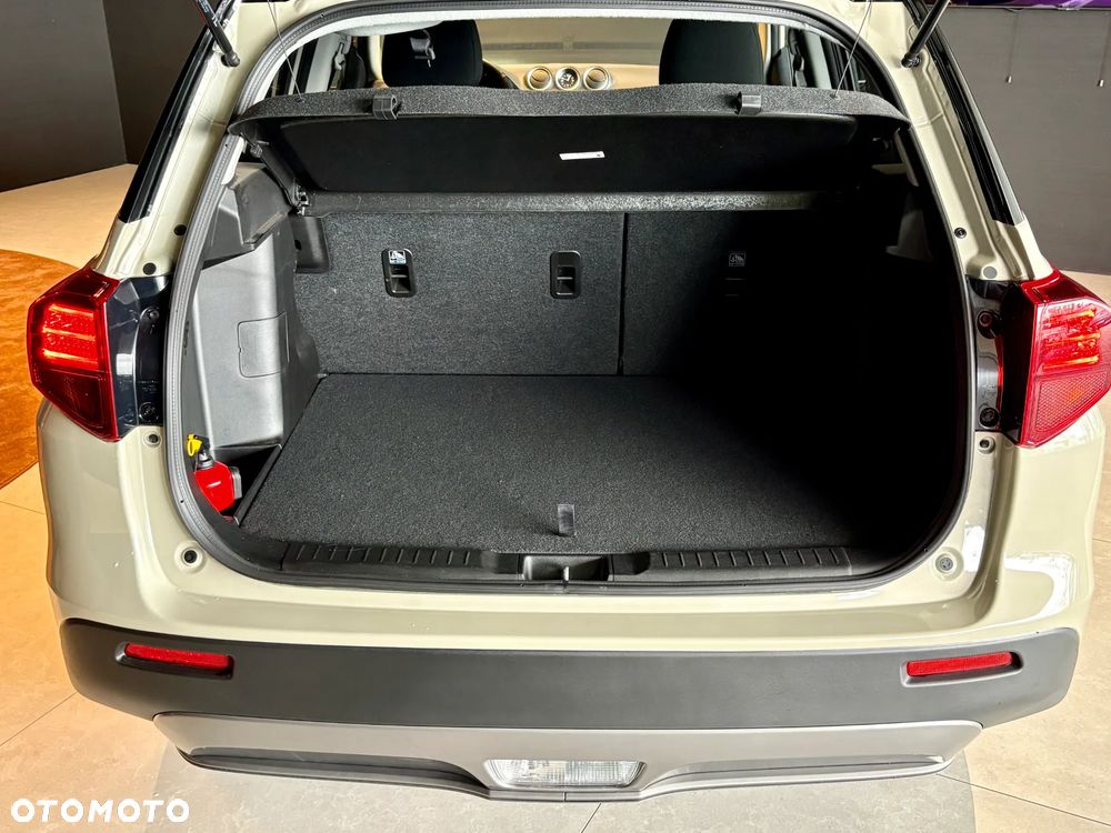 Suzuki Vitara 1.4 Boosterjet SHVS Premium 4WD - 23