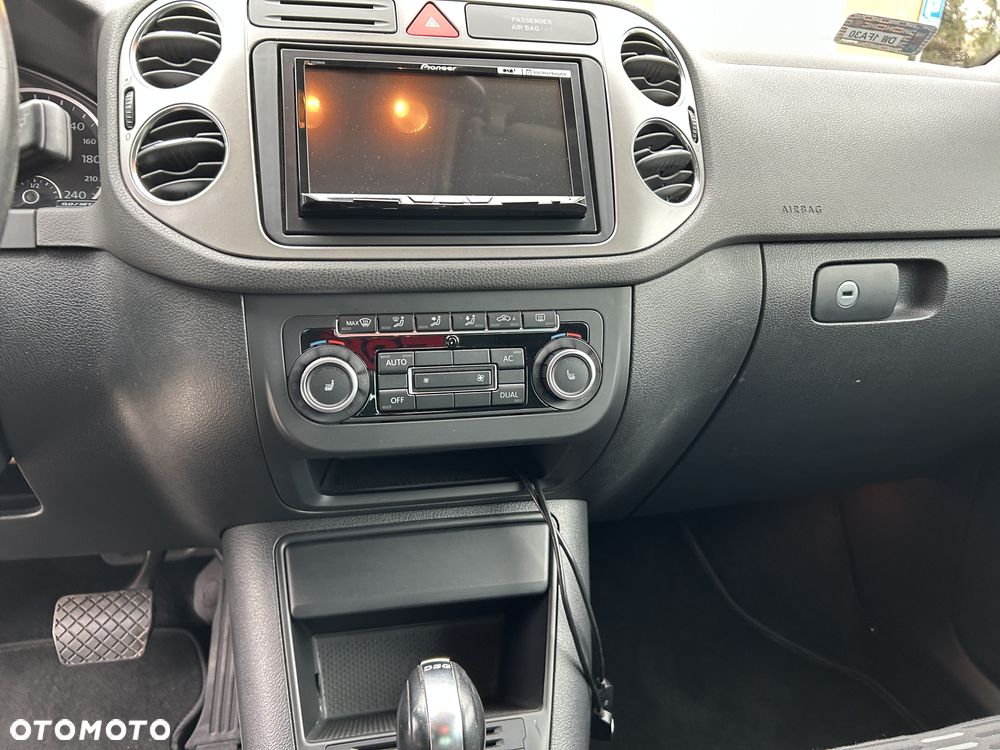 Volkswagen Tiguan 2.0 TDI 4Mot Sport&Style DSG - 25