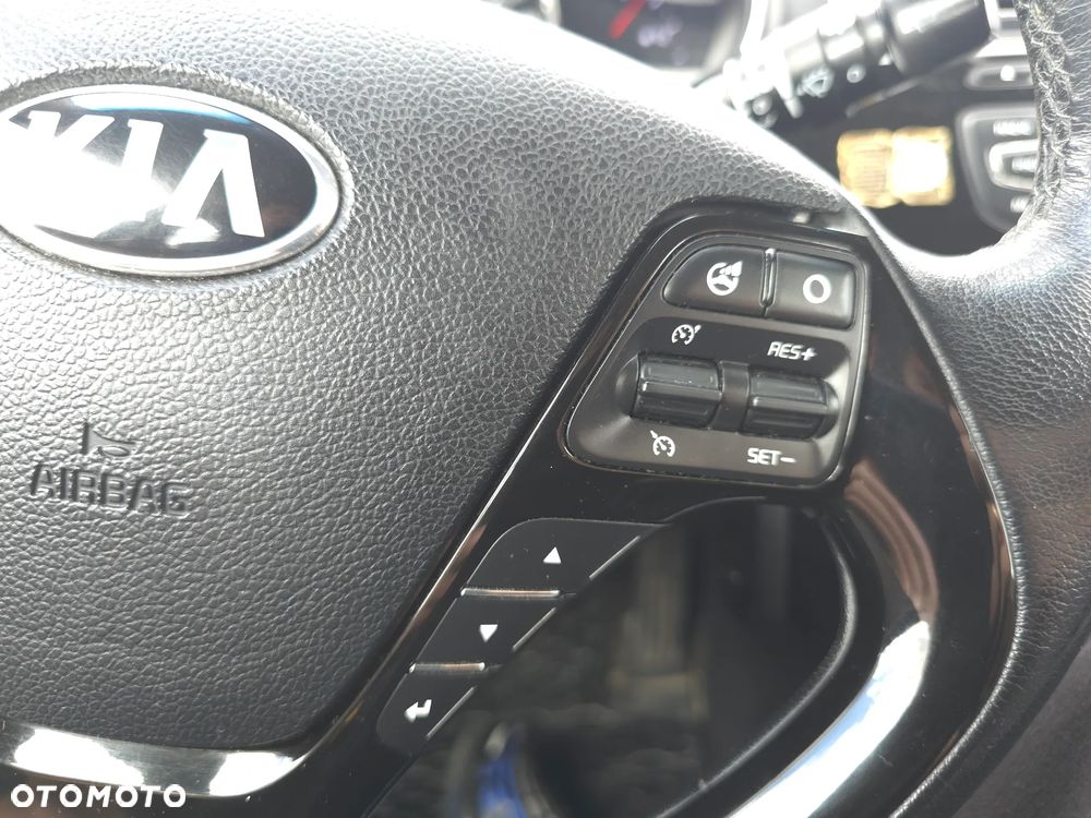 Kia Ceed 1.6 CRDi 128 Vision - 25