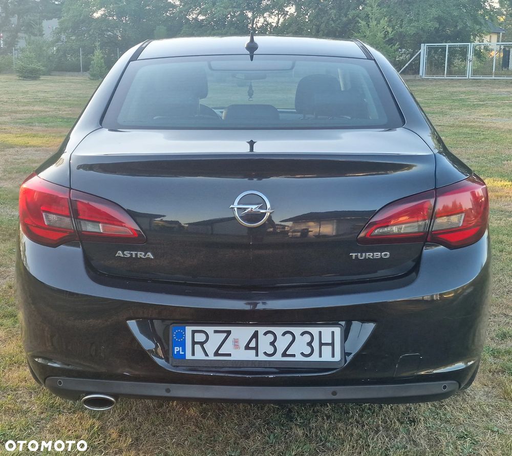 Opel Astra - 10