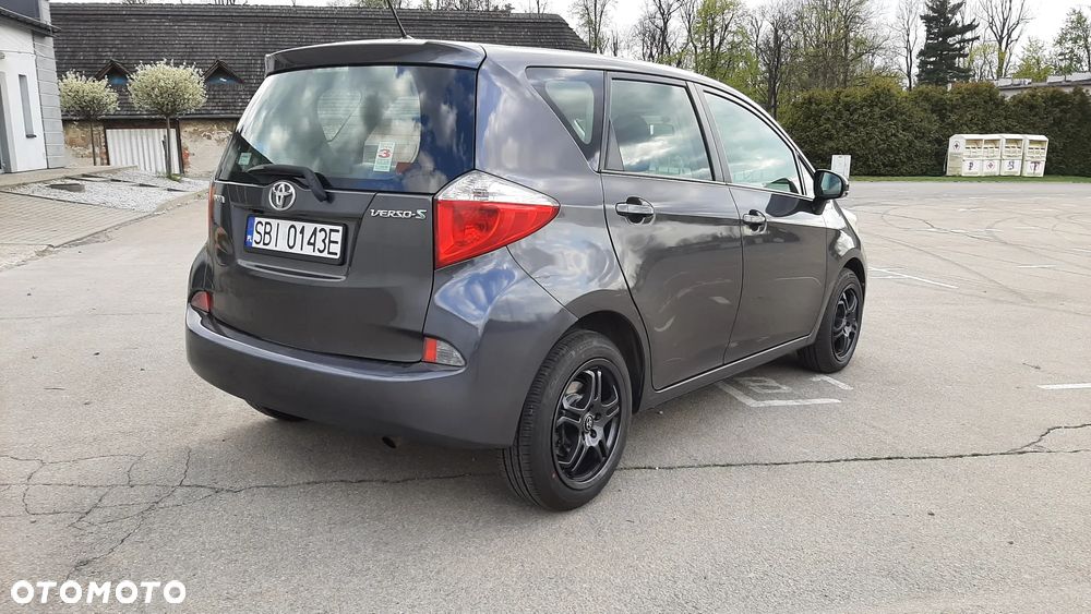 Toyota Verso S 1.4 D-4D Active - 12