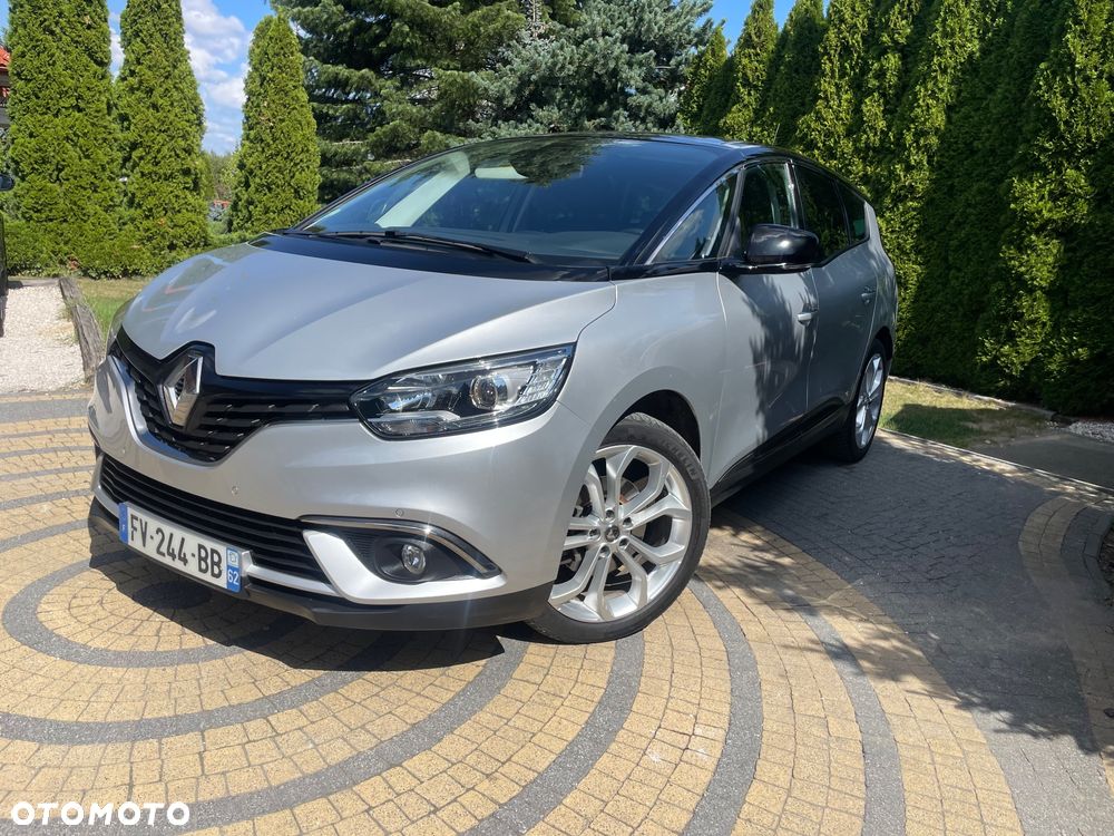 Renault Grand Scenic - 22