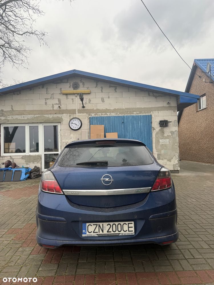 Opel Astra 1.4 111 - 2