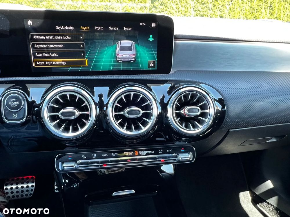Mercedes-Benz CLA 220 4-Matic AMG Line 7G-DCT - 19