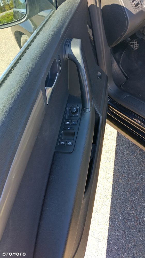 Volkswagen Passat 2.0 TDI Comfortline - 15