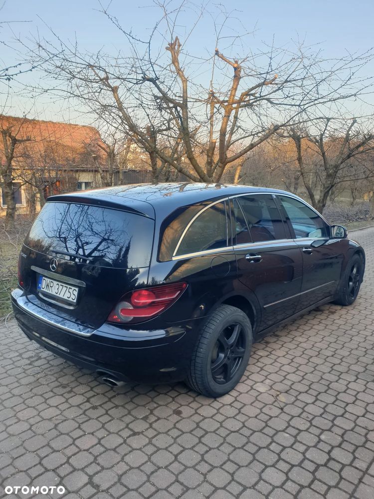 Mercedes-Benz Klasa R 500 4-Matic - 9