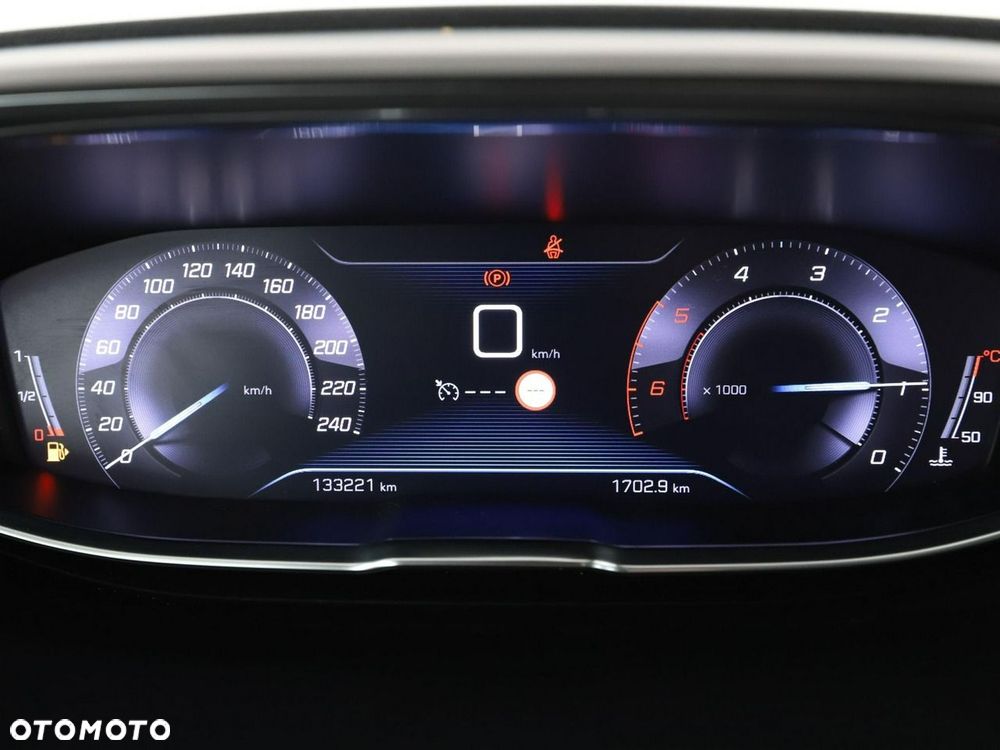 Peugeot 3008 1.5 BlueHDi Allure S&S - 23