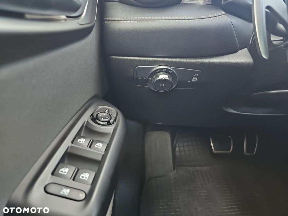 Alfa Romeo Tonale 1.5 T4 GSE mHEV Veloce DCT - 19