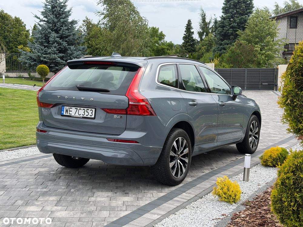 Volvo XC 60 B4 D AWD Core - 22