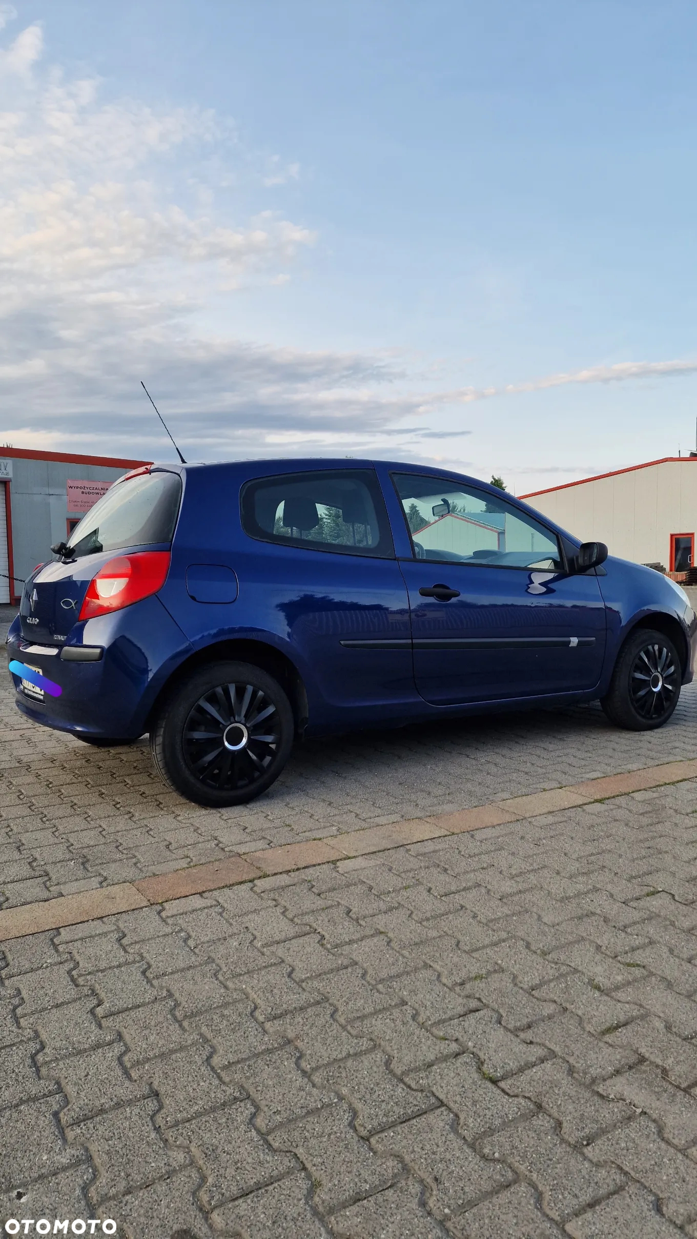 Renault Clio - 2