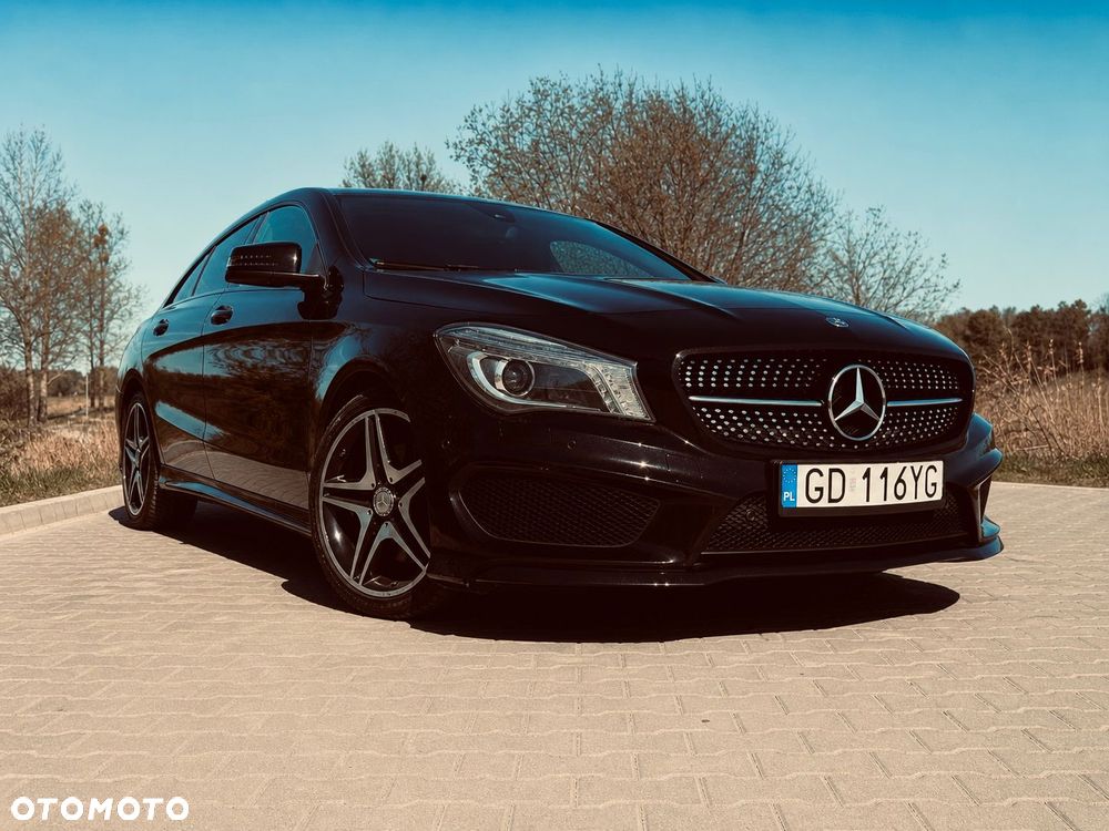 Mercedes-Benz CLA 200 7G-DCT AMG Line - 3