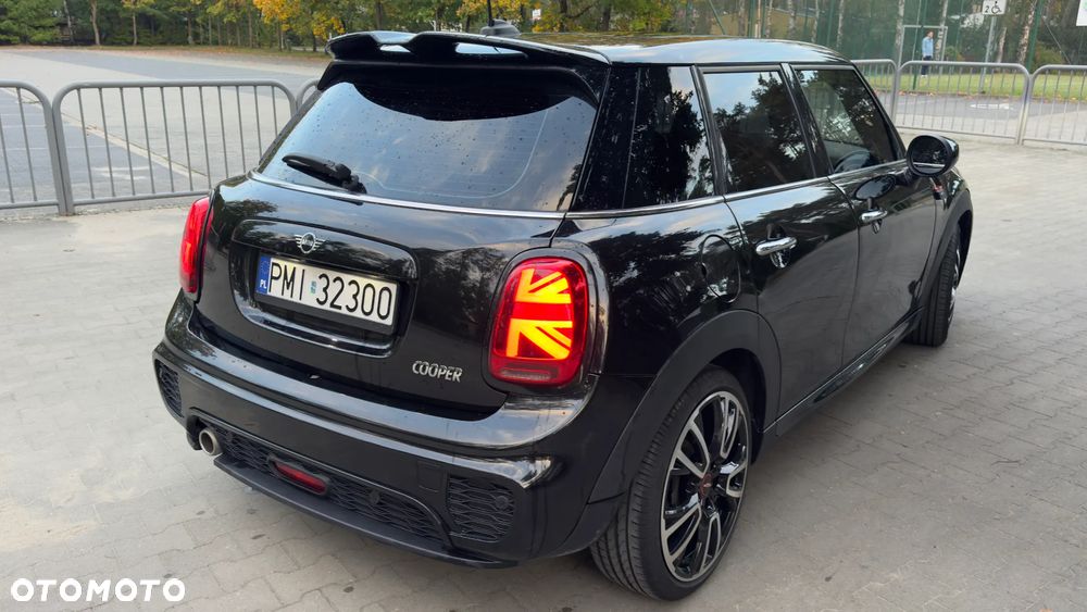 MINI Cooper John Works Trim - 8