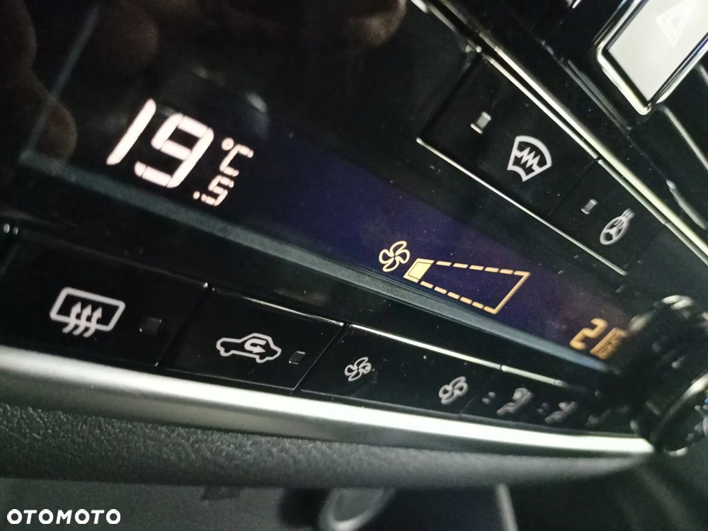 Nissan Qashqai 1.3 DIG-T MHEV N-Connecta - 18