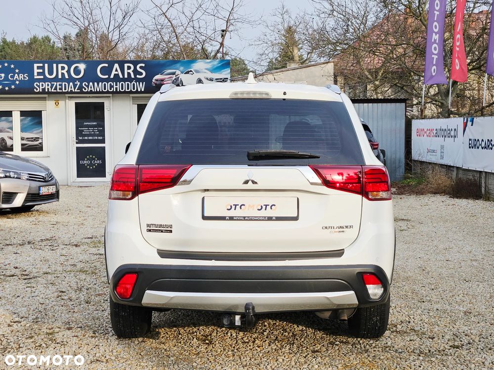 Mitsubishi Outlander 2.0 City Style 2WD - 12