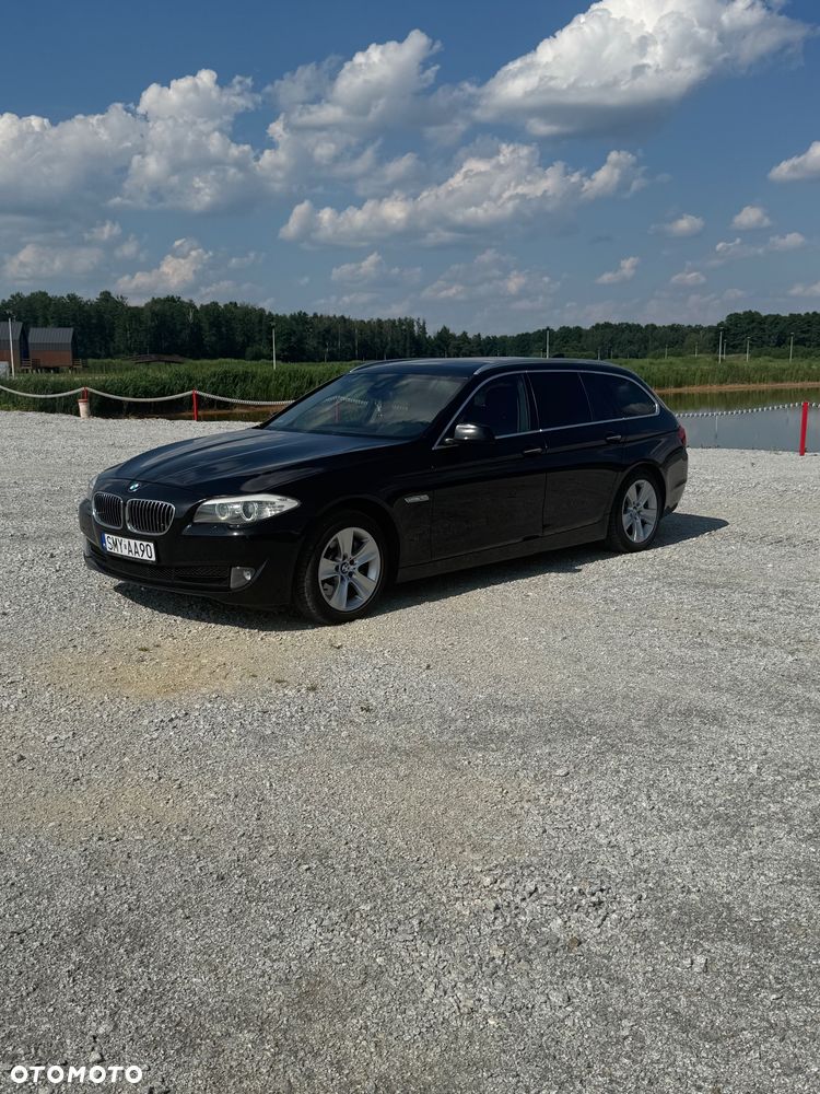 BMW Seria 5 525d - 2