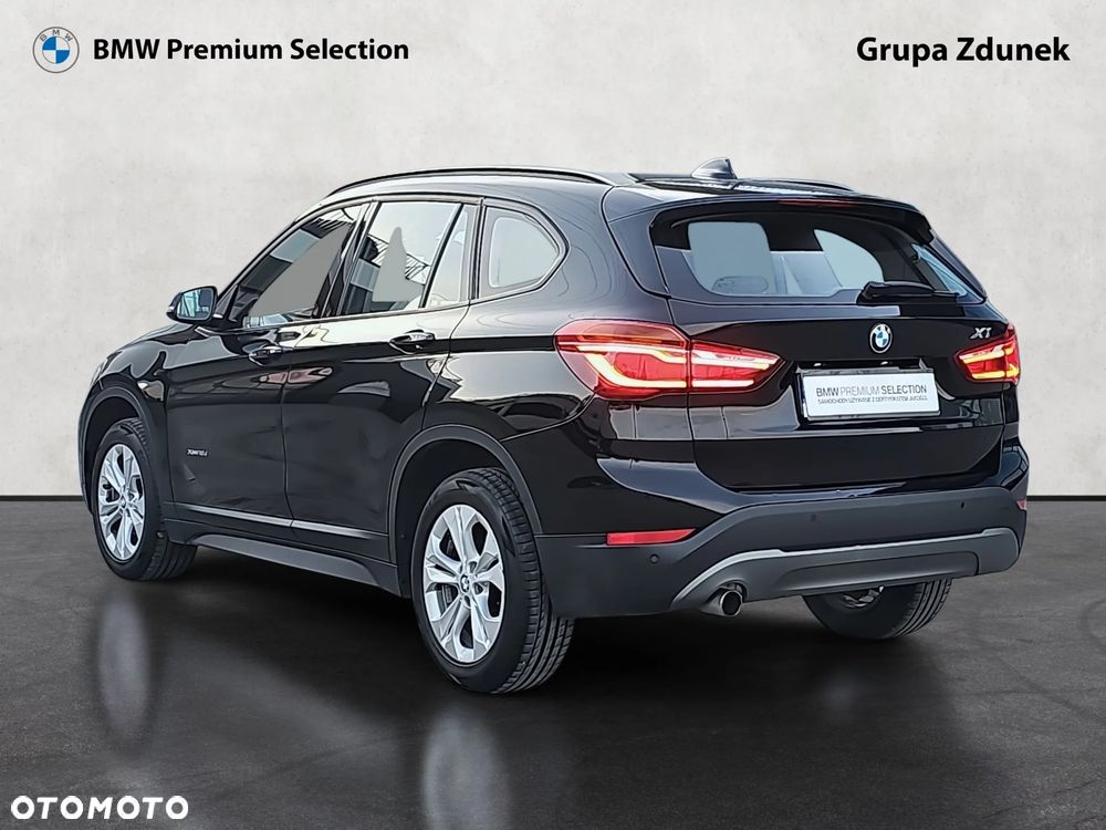 BMW X1 xDrive18d xLine - 8