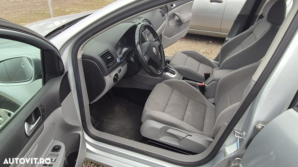 Volkswagen Golf 1.6 FSI Automatik Sportline - 7