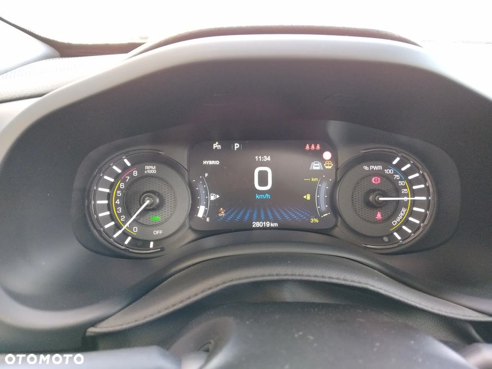 Jeep Renegade - 12