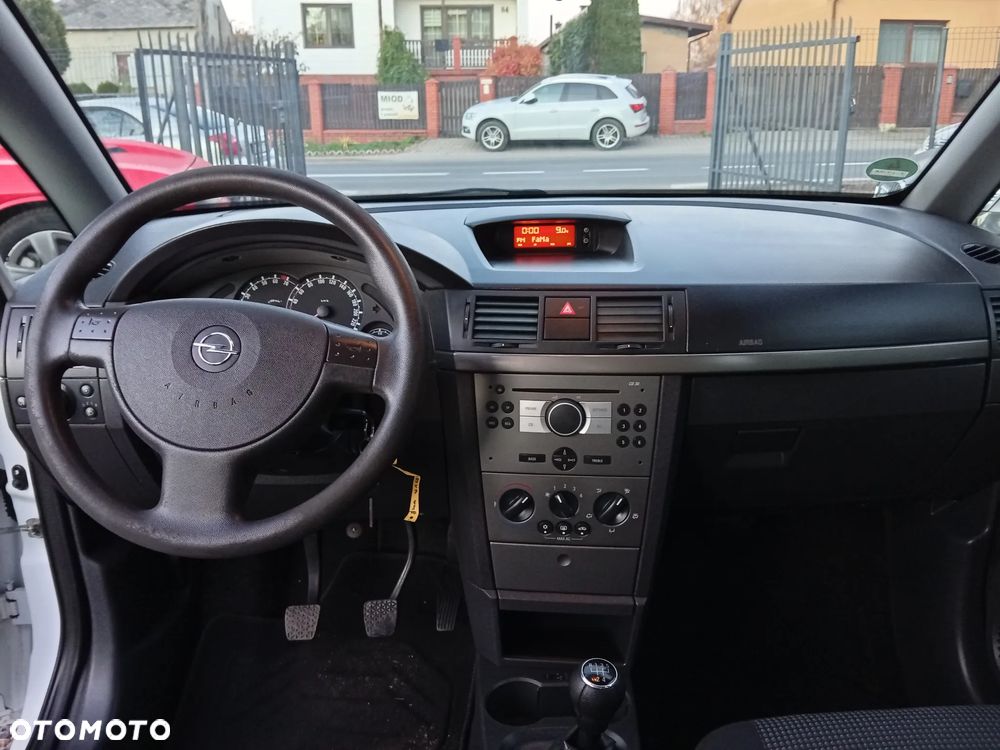 Opel Meriva - 12