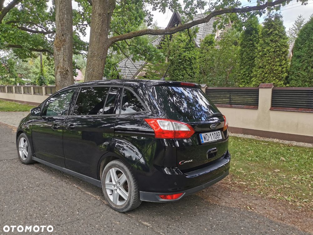 Ford Grand C-MAX - 4