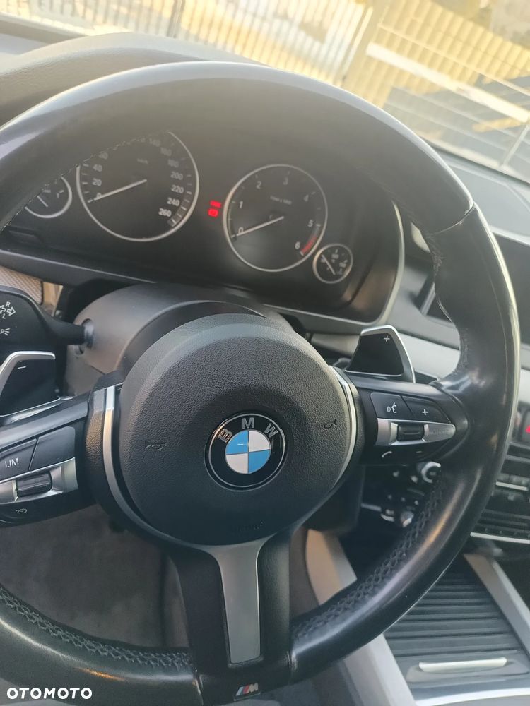 BMW X5 xDrive25d - 8