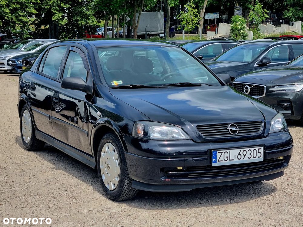 Opel Astra 1.4 Essentia - 3