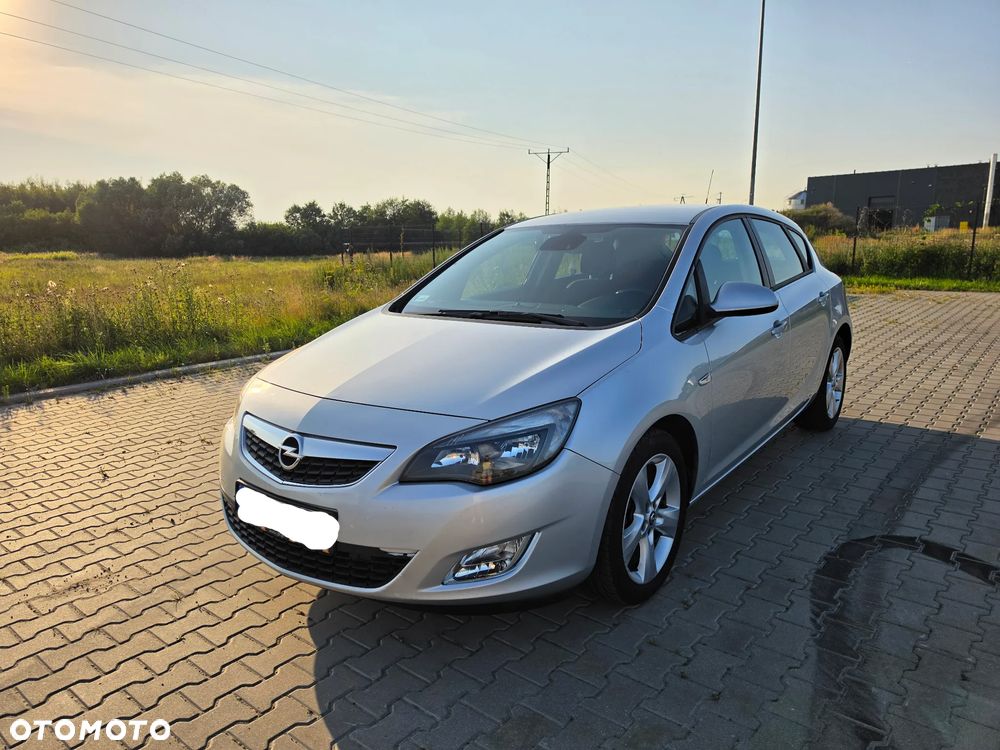 Opel Astra 1.6 Essentia - 2