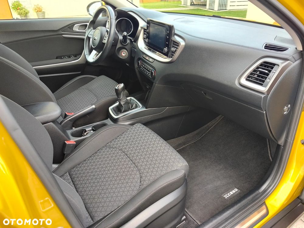 Kia XCeed 1.4 T-GDI M - 6