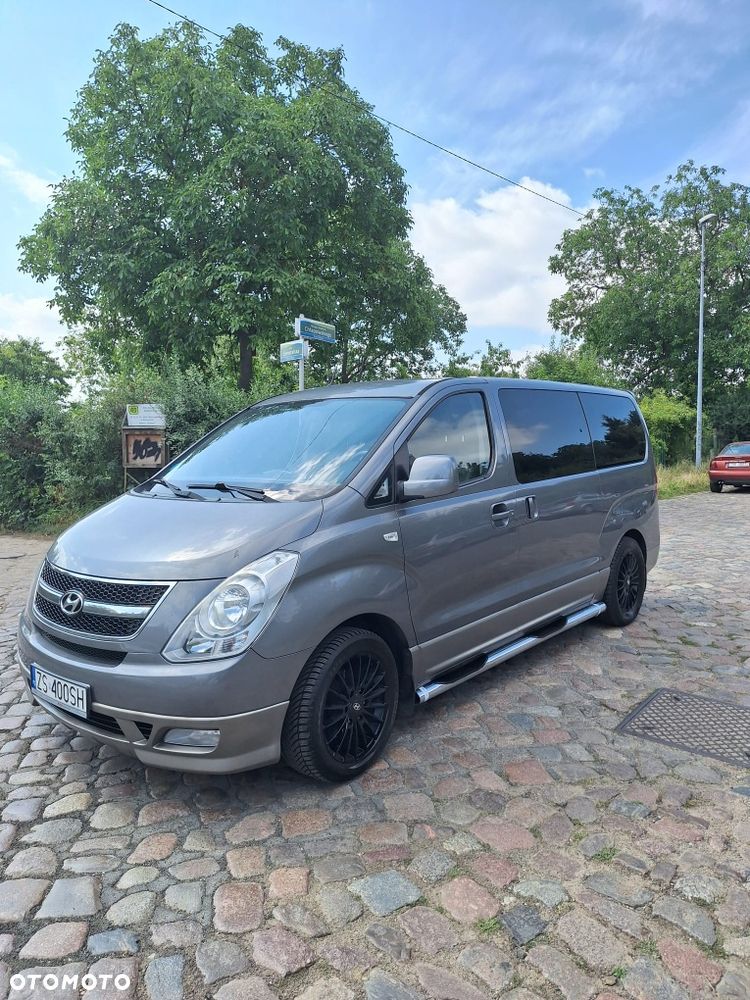 Hyundai H-1 - 3