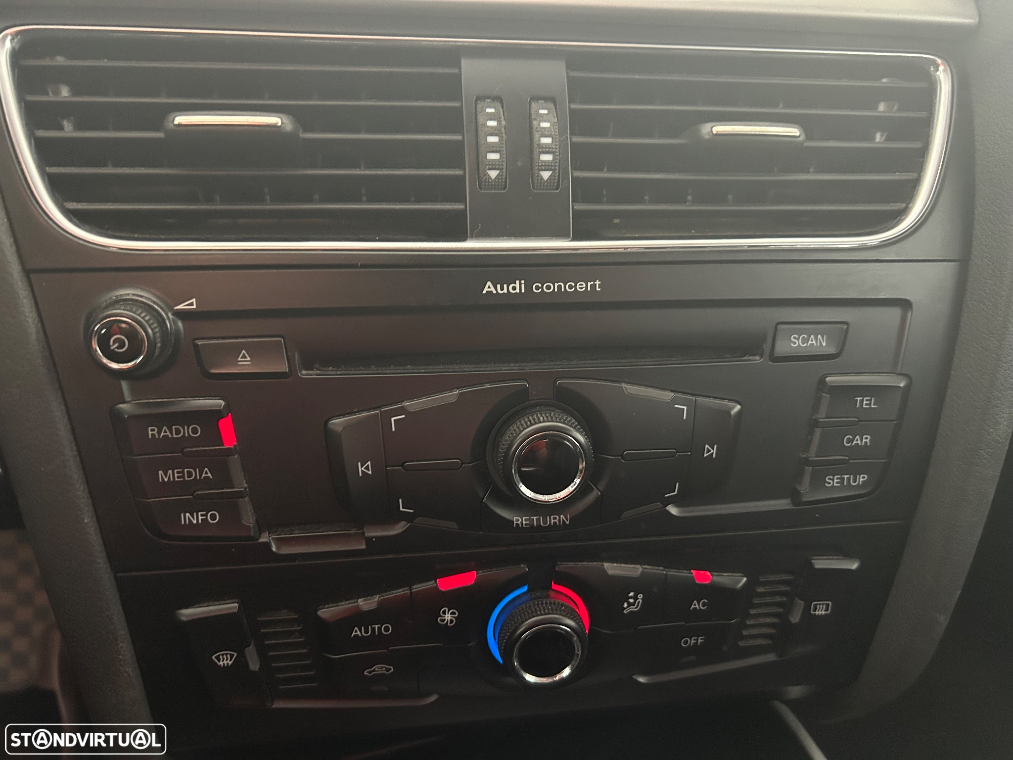 Audi A4 Avant 2.0 TDI Advance - 15