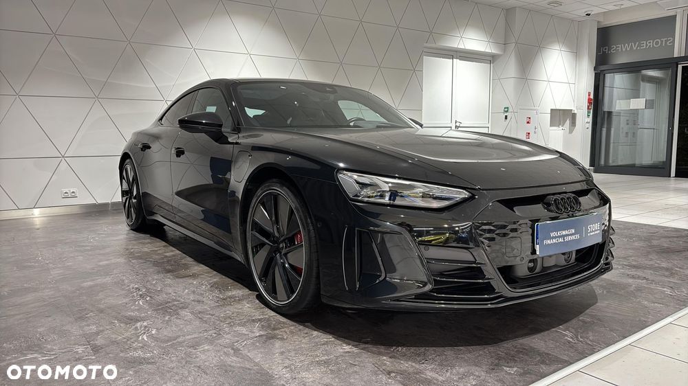 Audi e-tron GT - 7