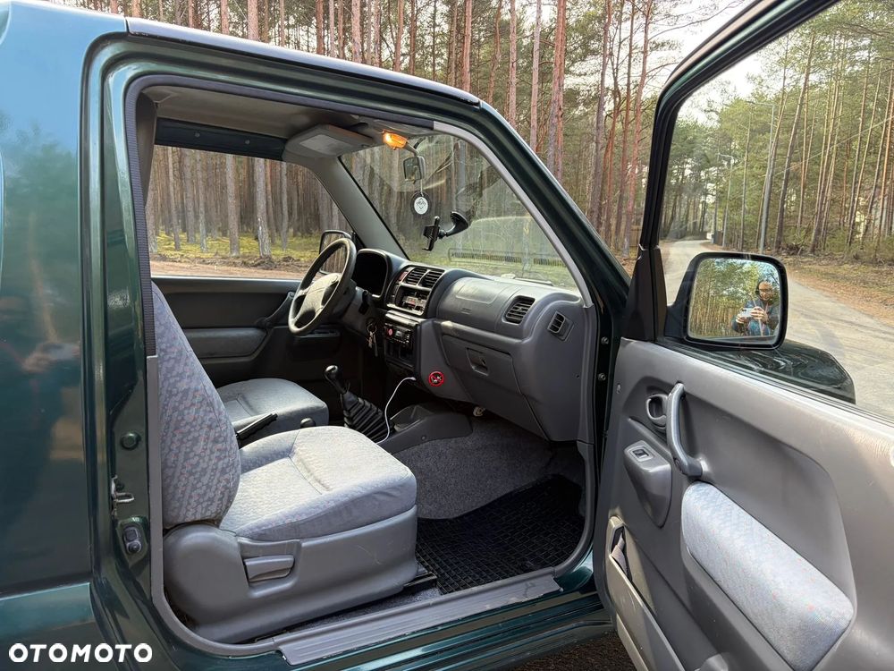 Suzuki Jimny 1.3 JLX - 13