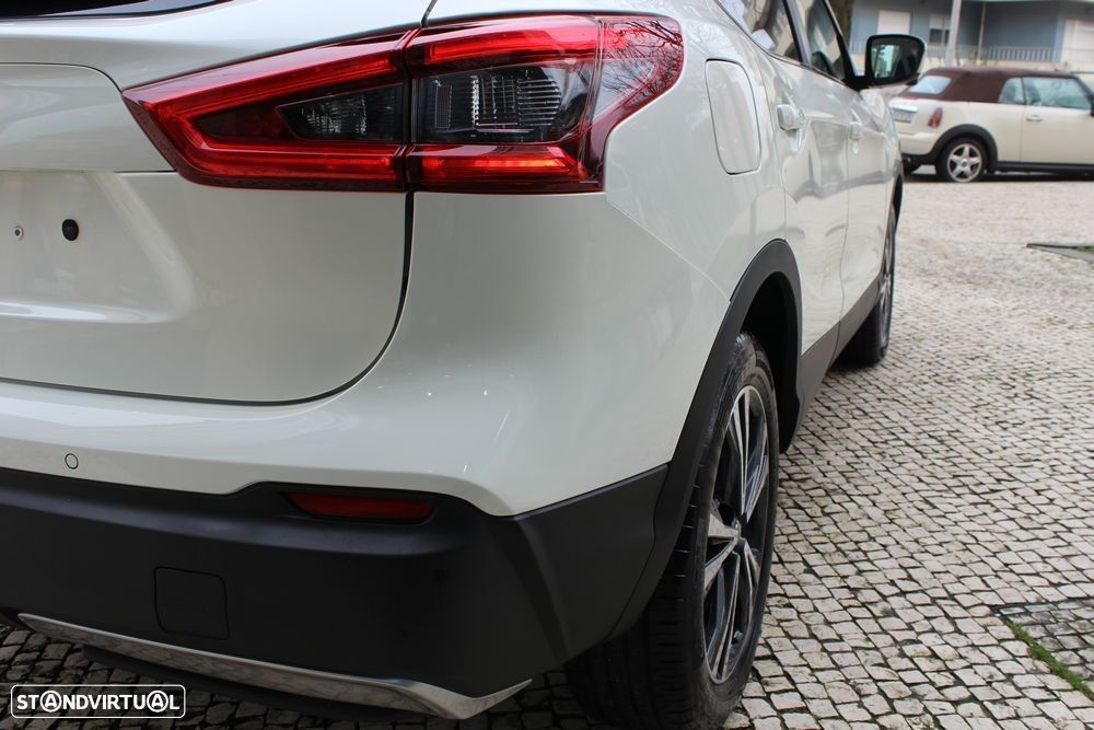 Nissan Qashqai 1.3 DIG-T N-Connecta - 13