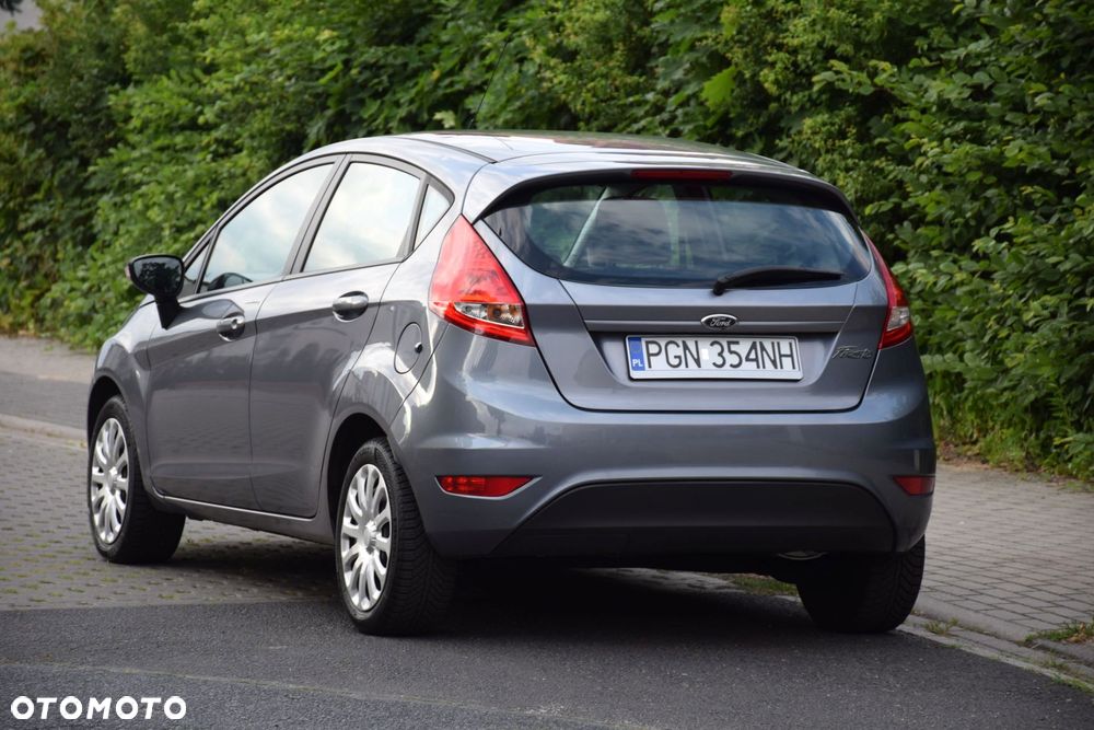 Ford Fiesta 1.25 Champions Edition - 8