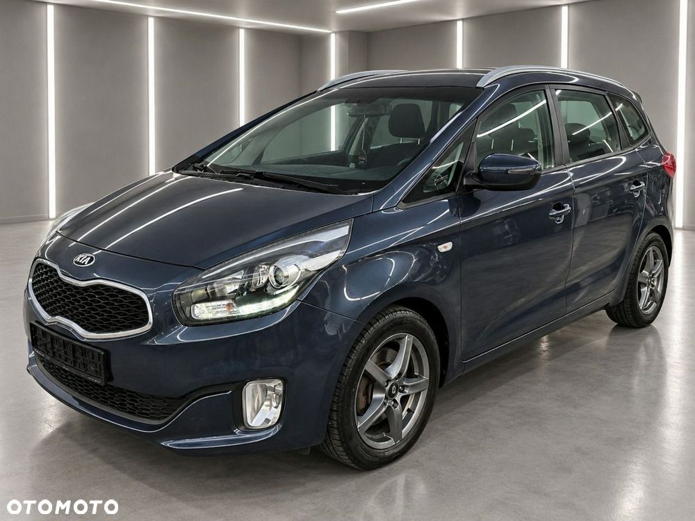 Kia Carens - 3
