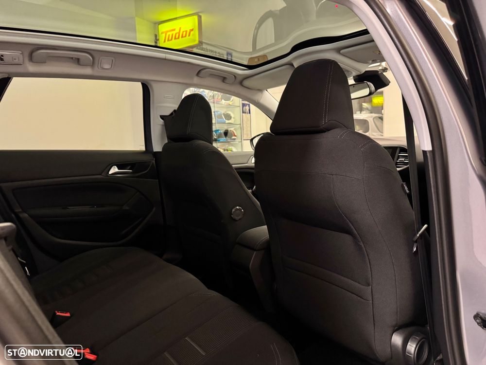 Peugeot 308 SW 1.6 e-HDi Allure J17 - 16