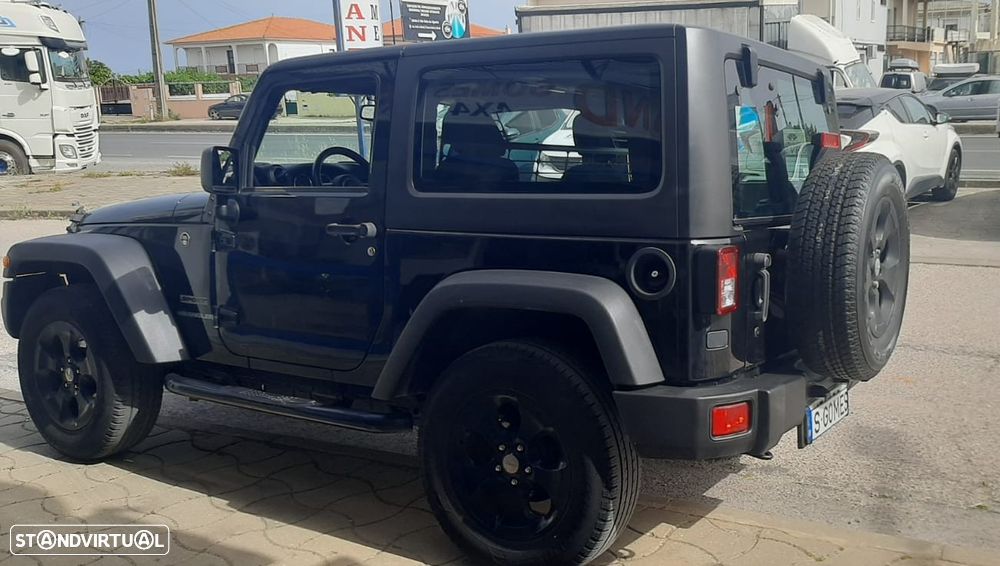 Jeep Wrangler - 4
